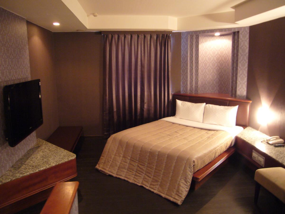 Windmill Fashion Hotel Kaohsiung Luaran gambar